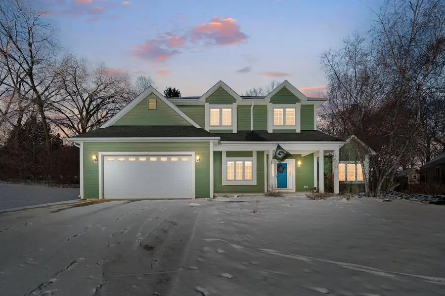 1910 Valley COURT, Grafton, WI 53024 - Image #2