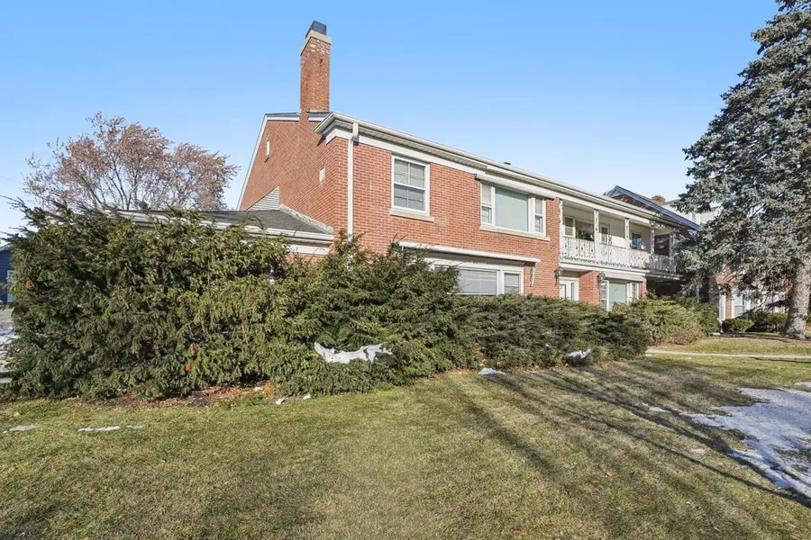 8216 W North AVENUE, Wauwatosa, WI 53213 - Image #2