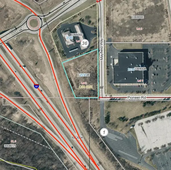 2517 MAYFIELD WAY, Richfield, WI 53076