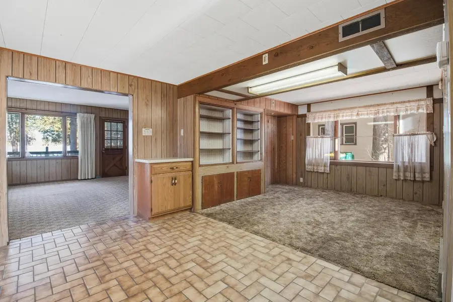 1324 W Green Lake DRIVE, West Bend, WI 53090 - Image #3