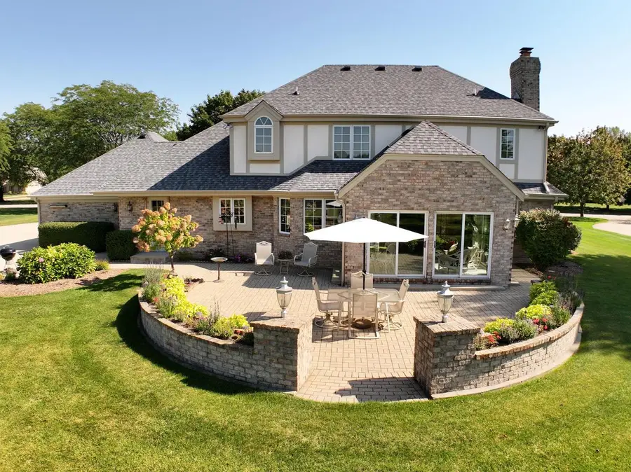 11811 N Lantern LANE, Mequon, WI 53092 - Image #3