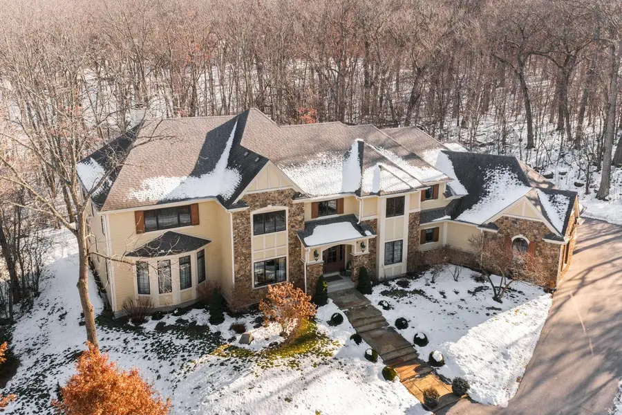 W289S4684 Rockwood TRAIL, Waukesha, WI 53189 - Image #2