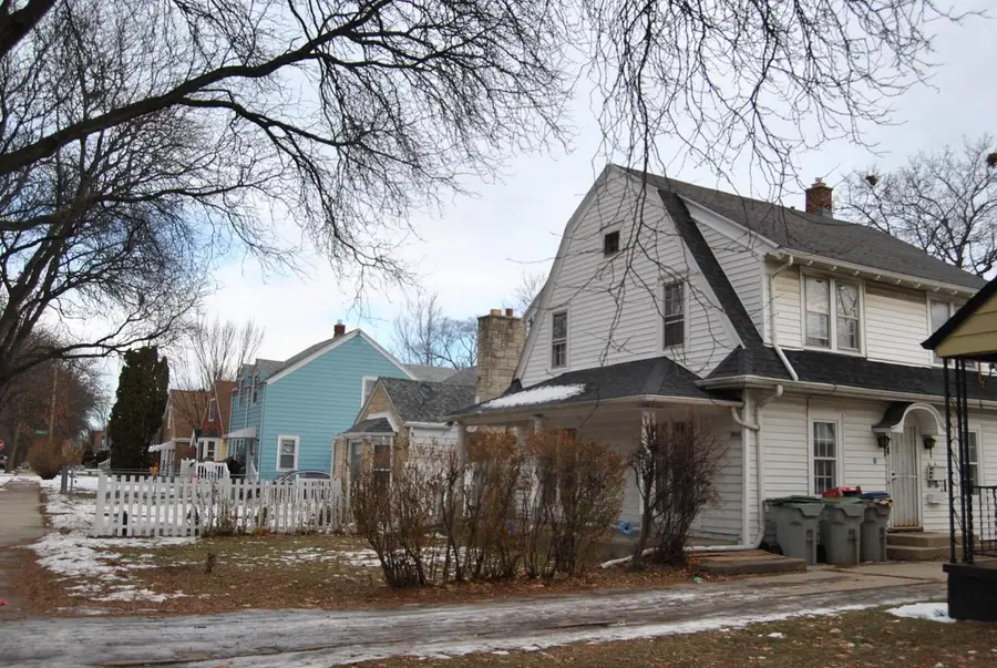 4050 N 41st STREET, Milwaukee, WI 53216 - Image #2