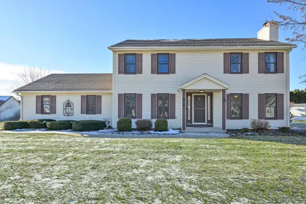 503 Eastern TRAIL, Mukwonago, WI 53149