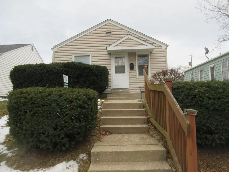 3130 S Clement AVENUE, Milwaukee, WI 53207 - Image #2