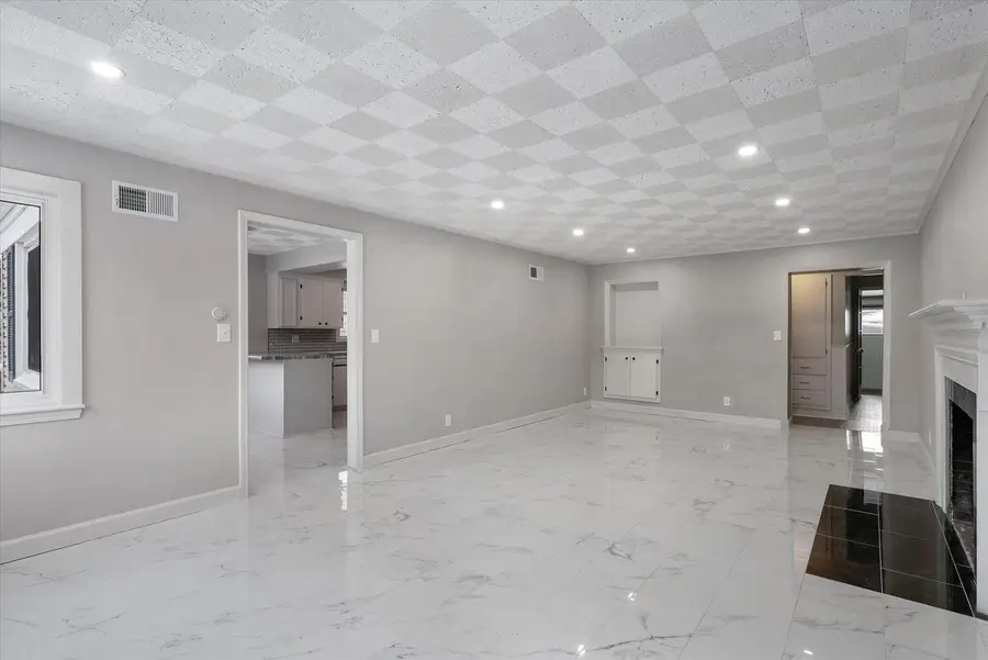 1217 North AVENUE, Sheboygan, WI 53083 - Image #2