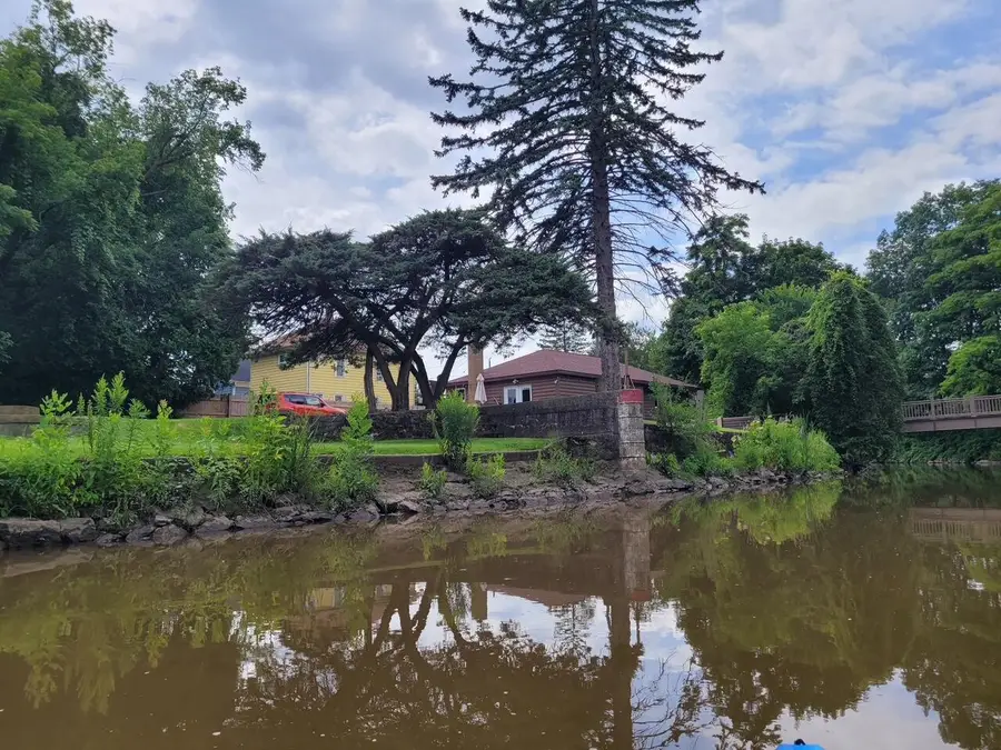 529 Park View DRIVE, Racine, WI 53404 - Image #3