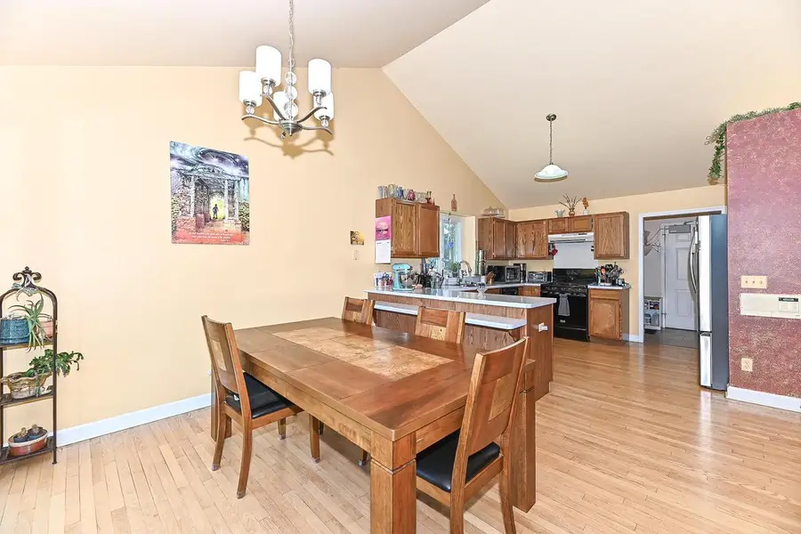 W5074 Hawk ROAD, Elkhorn, WI 53121 - Image #3