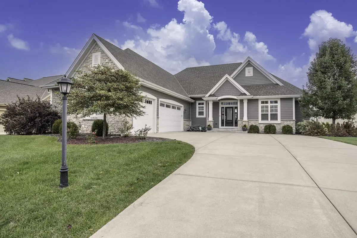 W198N5686 Powell DRIVE, Menomonee Falls, WI 53051 - Image #1