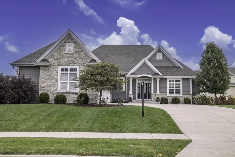 W198N5686 Powell DRIVE, Menomonee Falls, WI 53051 - Image #2