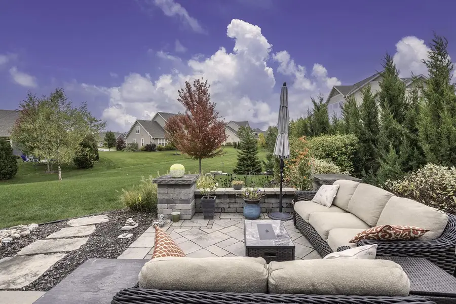 W198N5686 Powell DRIVE, Menomonee Falls, WI 53051 - Image #3