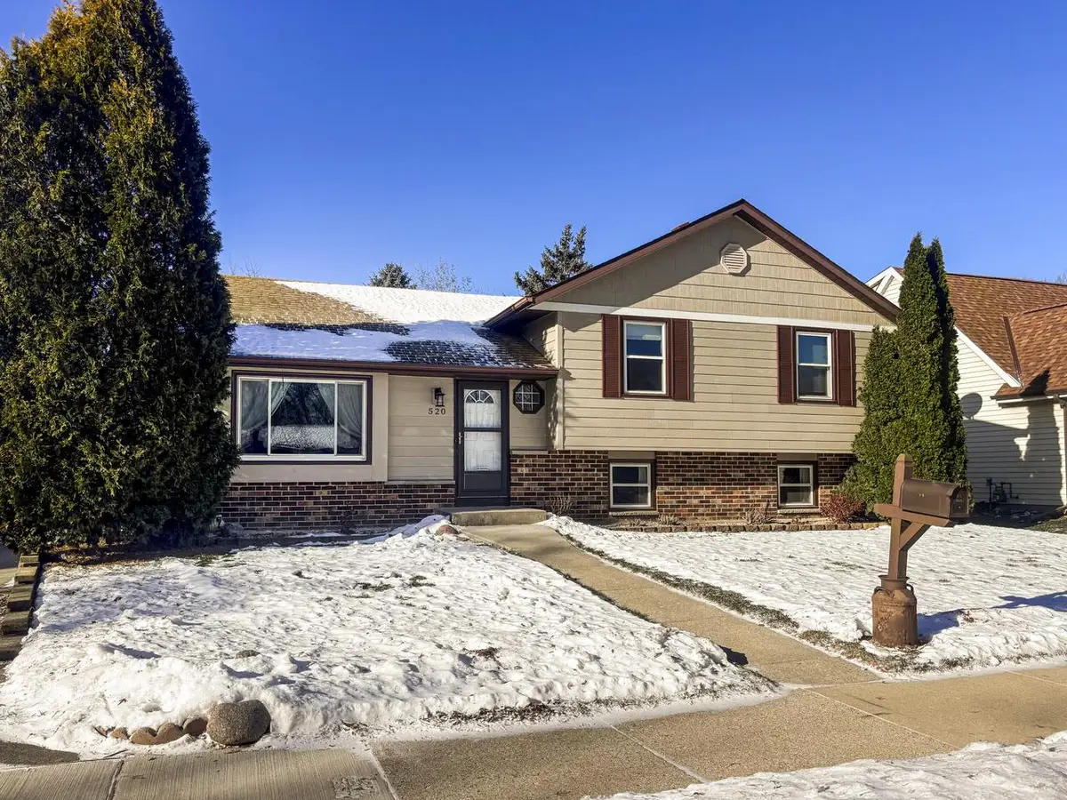 520 Greenmeadow DRIVE, Waukesha, WI 53188 - Image #1