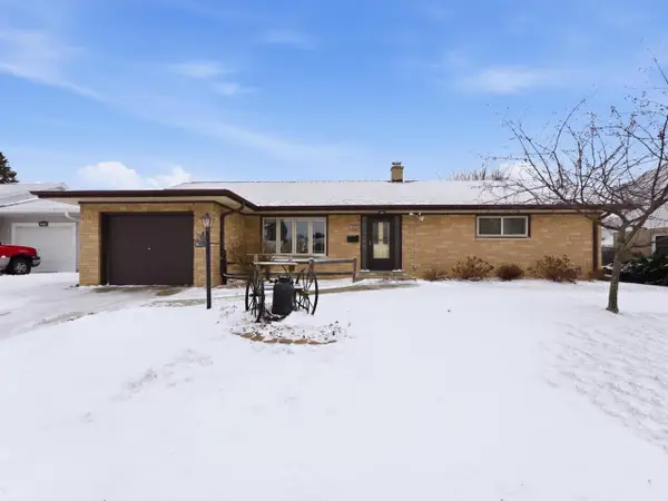 1223 S 25th STREET, Manitowoc, WI 54220