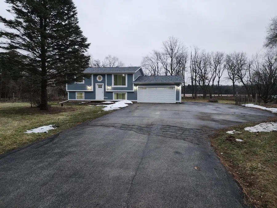 N9523 Sunset DRIVE, East Troy, WI 53120 - Image #3