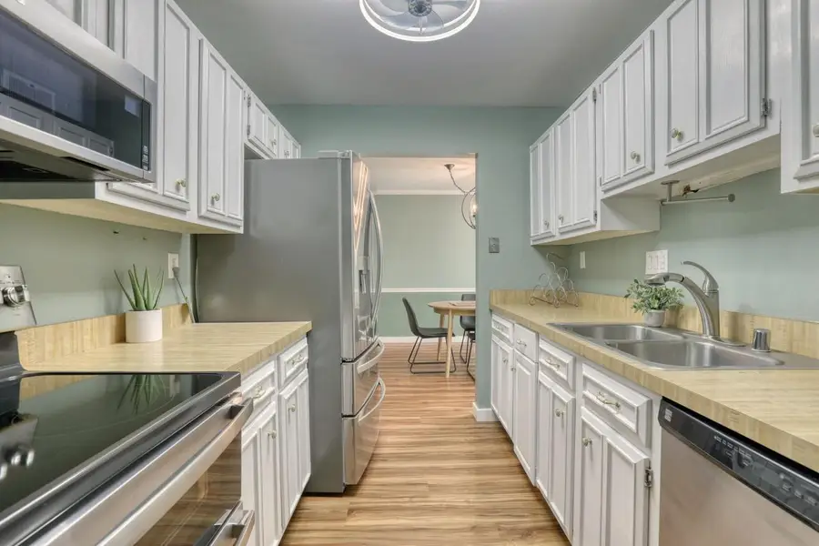 4215 N 100th STREET #151C, Milwaukee, WI 53222 - Image #2