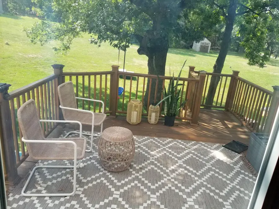 W327S8037 Memory LANE, Mukwonago, WI 53149 - Image #2