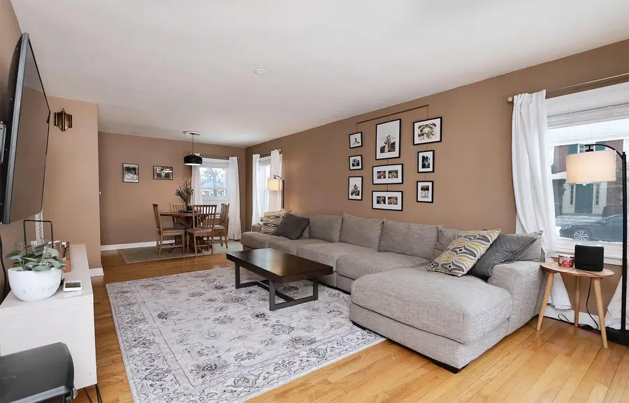 5000 N Shoreland AVENUE, Whitefish Bay, WI 53217 - Image #3