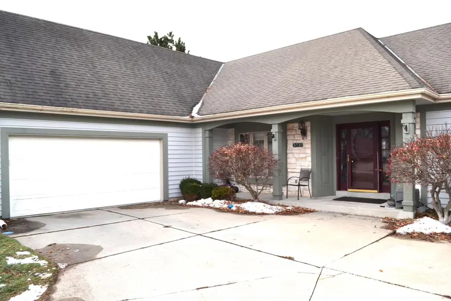 8530 W Woodfield COURT, Franklin, WI 53132 - Image #2
