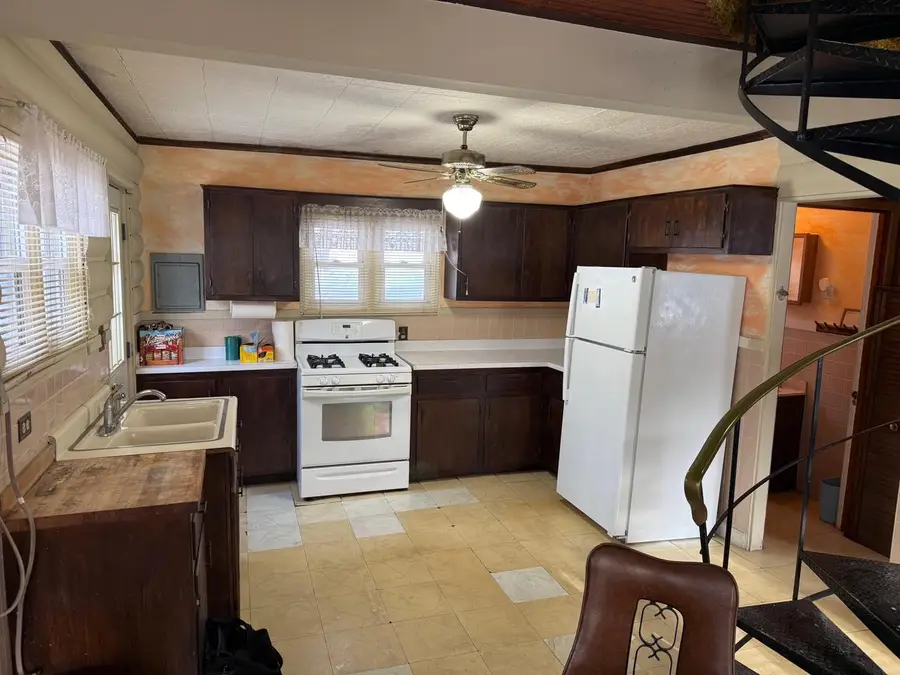 7716 Big Pine LANE, Burlington, WI 53105 - Image #2