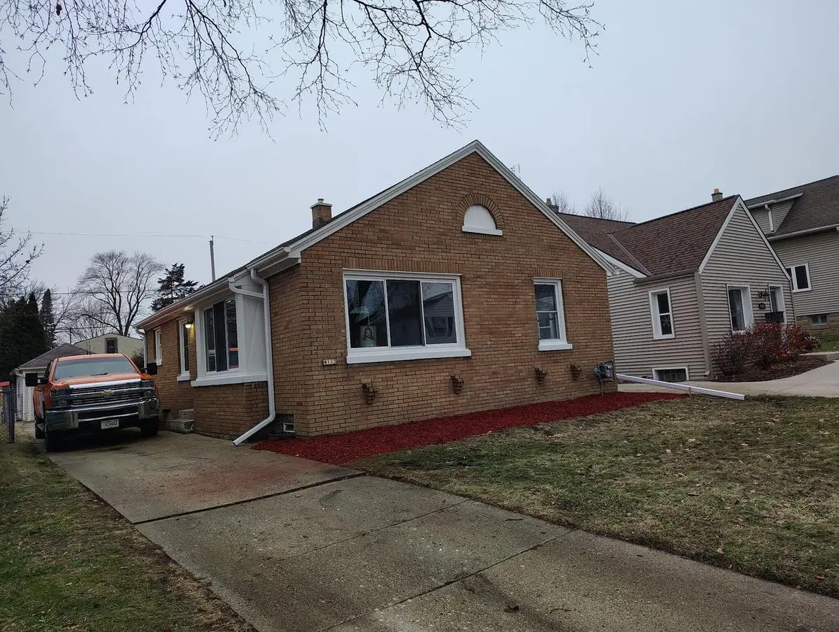 4113 S Austin STREET, Milwaukee, WI 53207 - Image #1