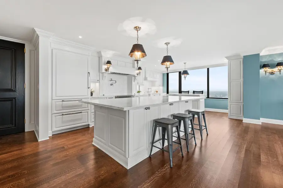 929 N Astor STREET #2706/2708, Milwaukee, WI 53202 - Image #2