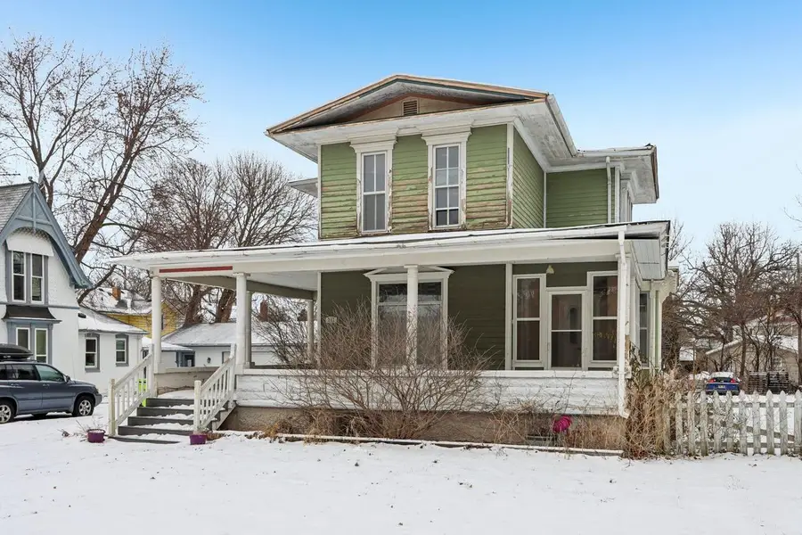 711 E Walworth AVENUE, Delavan, WI 53115 - Image #3