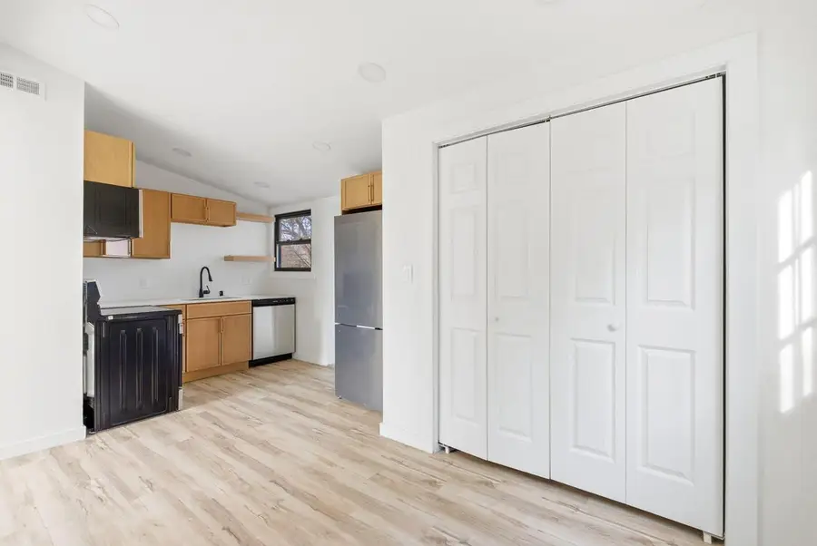 10314 Root River DRIVE, Caledonia, WI 53108 - Image #2