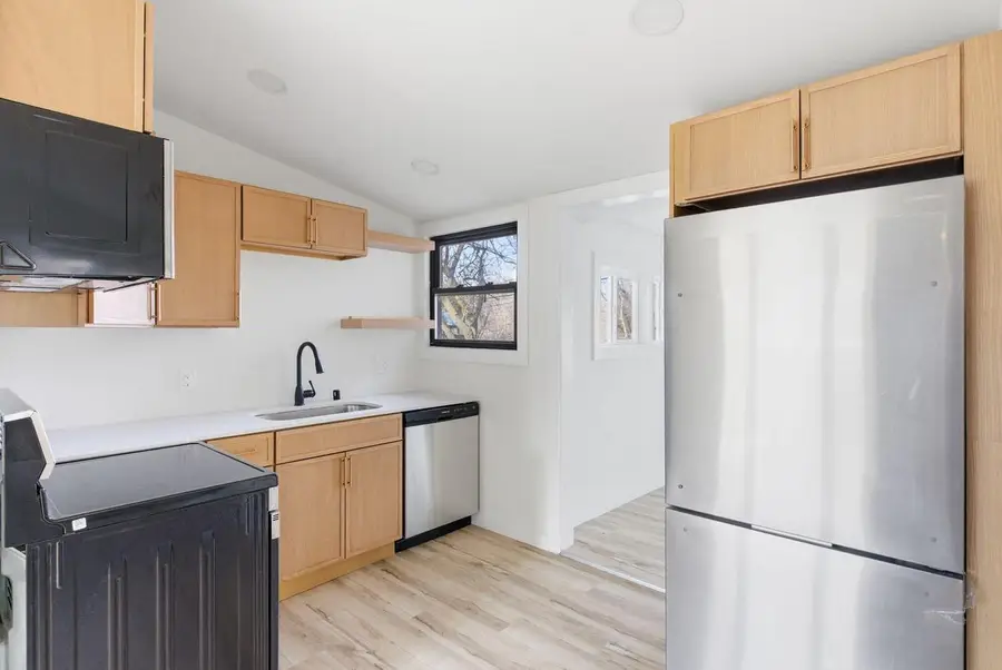 10314 Root River DRIVE, Caledonia, WI 53108 - Image #3