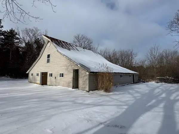 8899 N Stringer Bridge ROAD, East Troy, WI 53120