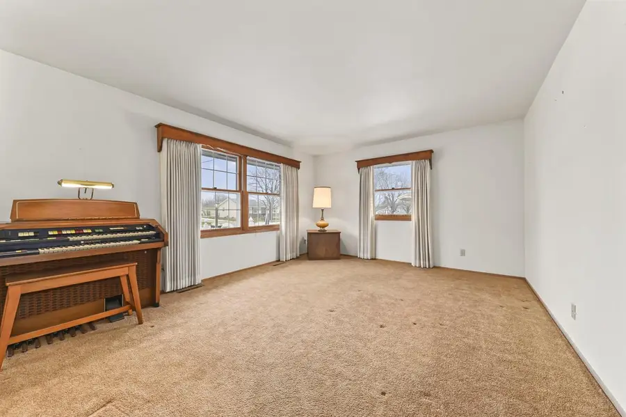 N170W20569 Parkview DRIVE, Jackson, WI 53037 - Image #3