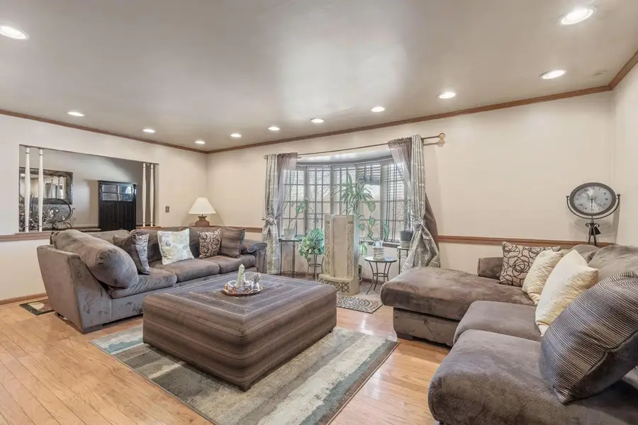 4132 Menomonee River PARKWAY, Wauwatosa, WI 53222 - Image #2