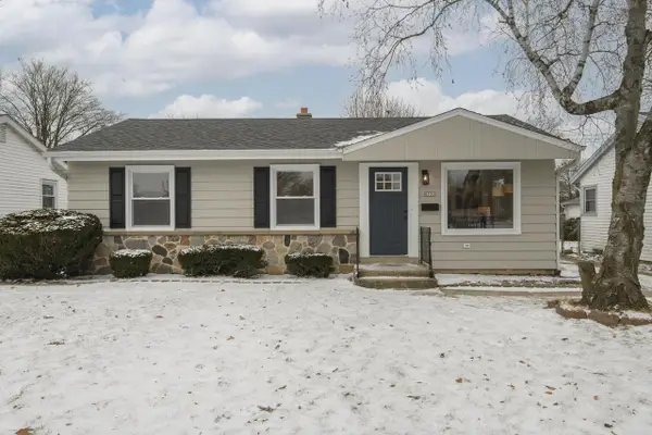 8930 W Lawrence AVENUE, Milwaukee, WI 53225