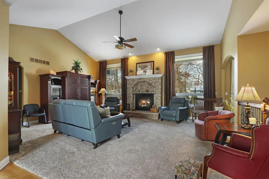 2117 Stonegate ROAD, Burlington, WI 53105 - Image #2