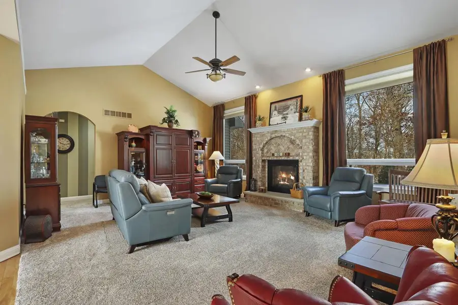 2117 Stonegate ROAD, Burlington, WI 53105 - Image #3