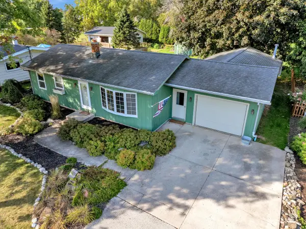 1436 W Washington AVENUE, Cleveland, WI 53015