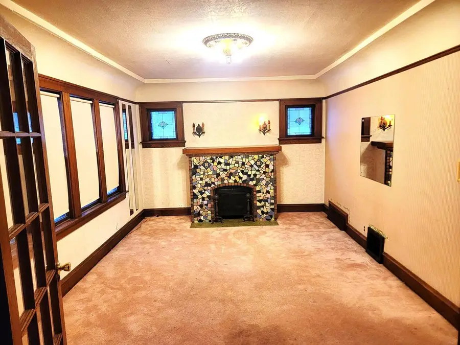 3328 N 37th STREET, Milwaukee, WI 53216 - #2