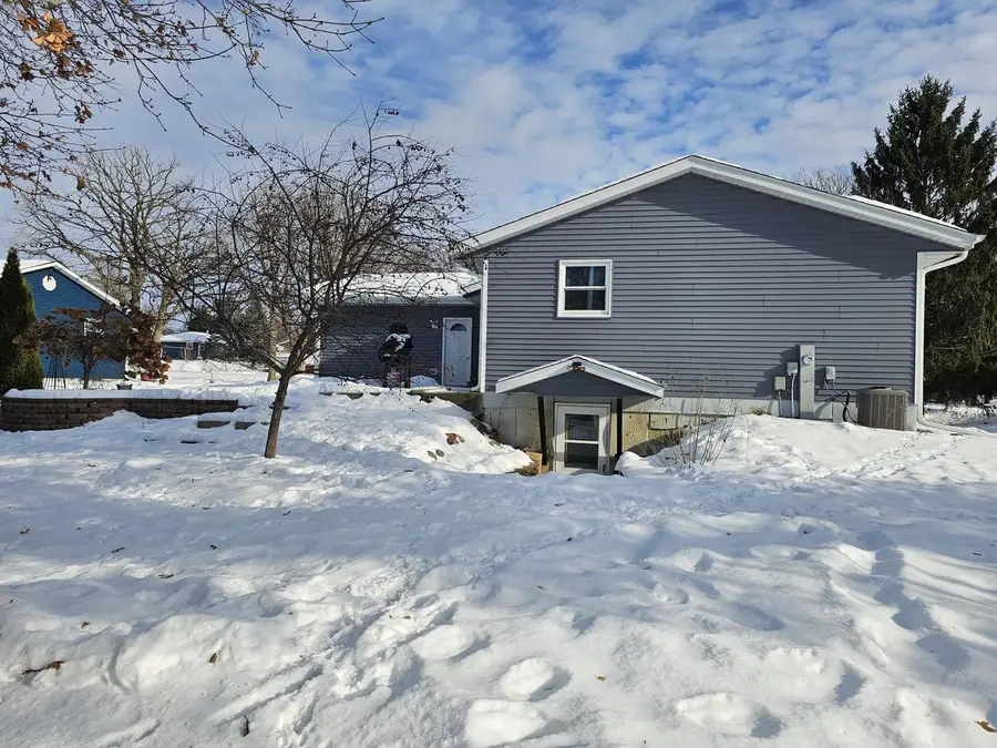 41 N 5th STREET, Evansville, WI 53536 - Image #3