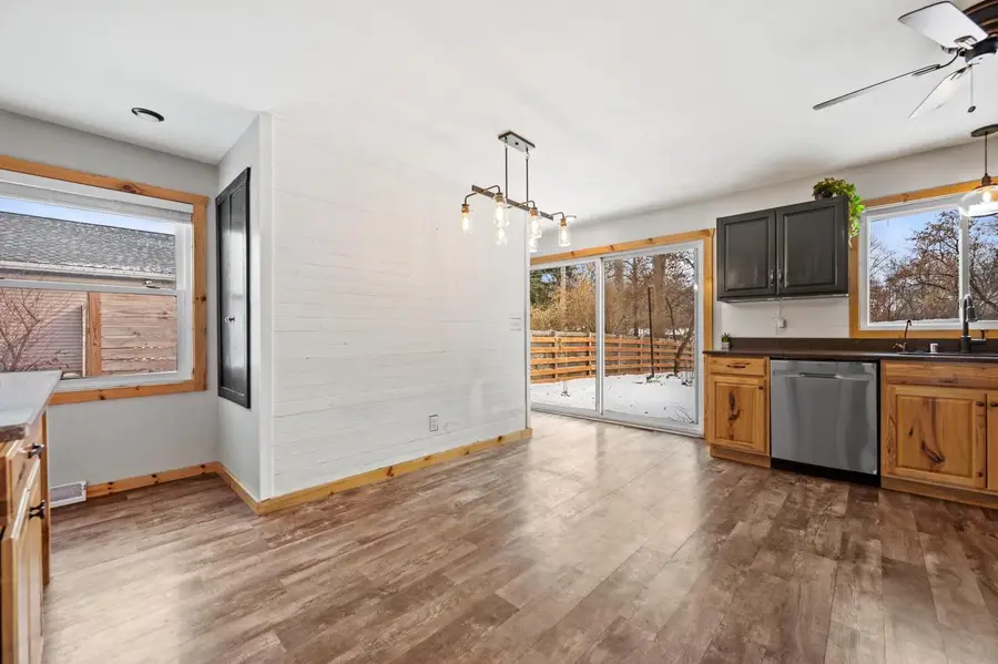 W377S3554 Lake DRIVE, Dousman, WI 53118 - Image #3