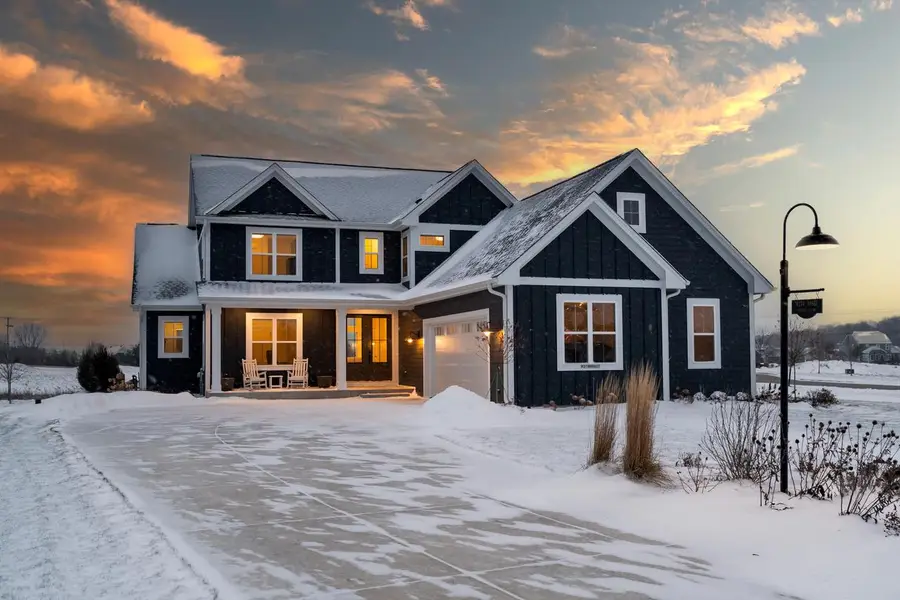 W274N6937 Pintail COURT, Lisbon, WI 53089 - Image #2