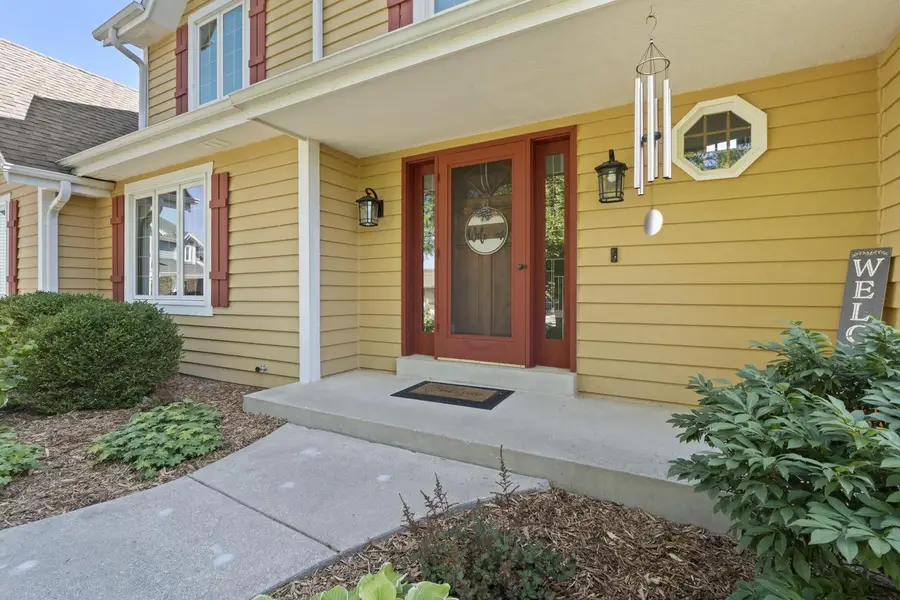 W140N5331 St. Andrews CIRCLE, Menomonee Falls, WI 53051 - Image #2