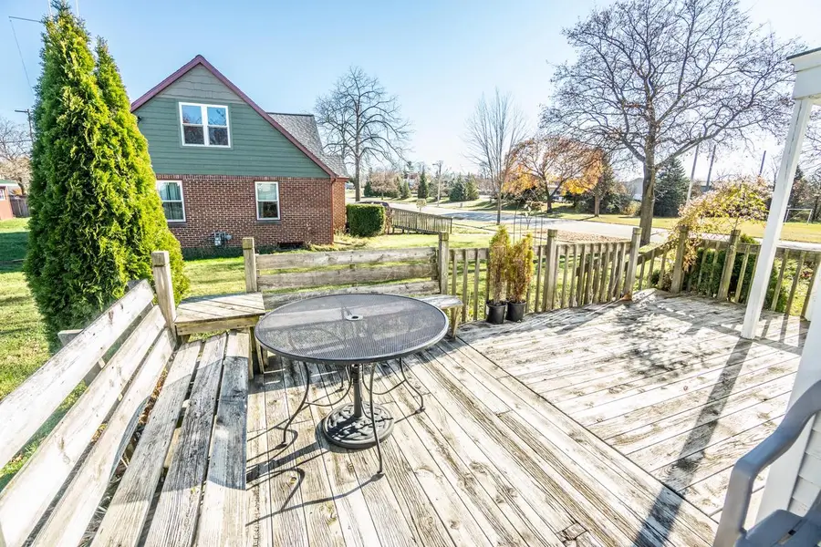 824 Park AVENUE, West Bend, WI 53090 - Image #3