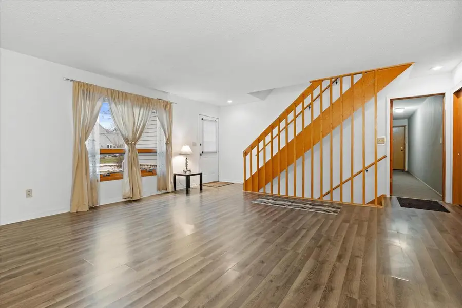 15629 W Ridge ROAD, New Berlin, WI 53151 - Image #3