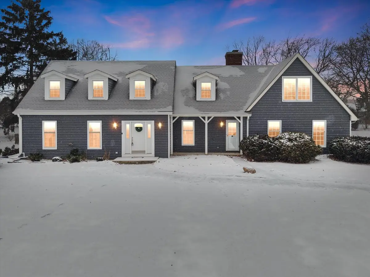 2746 Manor AVENUE, Mount Pleasant, WI 53406 - Image #1