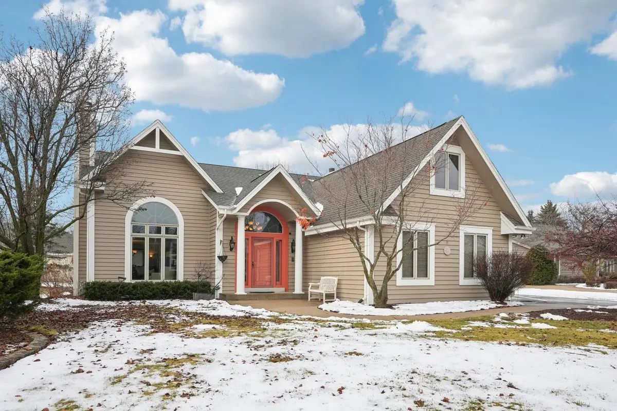 W174N4939 Sheffield COURT, Menomonee Falls, WI 53051 - Image #1