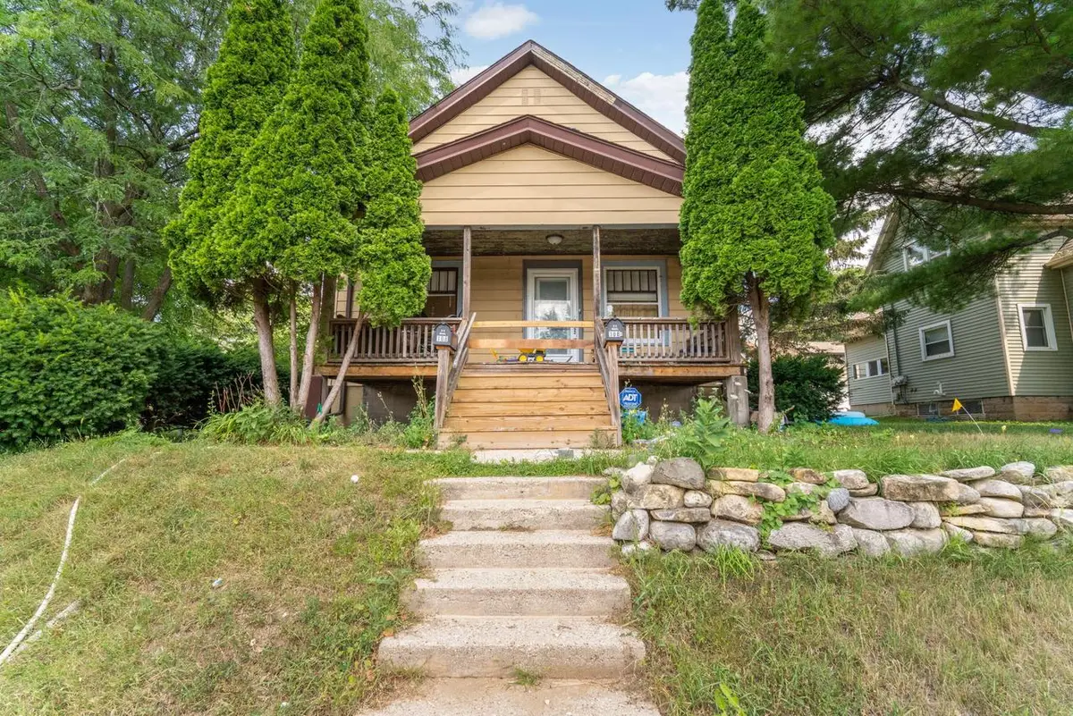 108 Edgewood LANE #108 A, West Bend, WI 53095 - Image #1