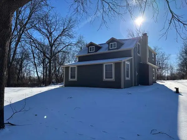 N64W21021 Mill ROAD, Menomonee Falls, WI 53051