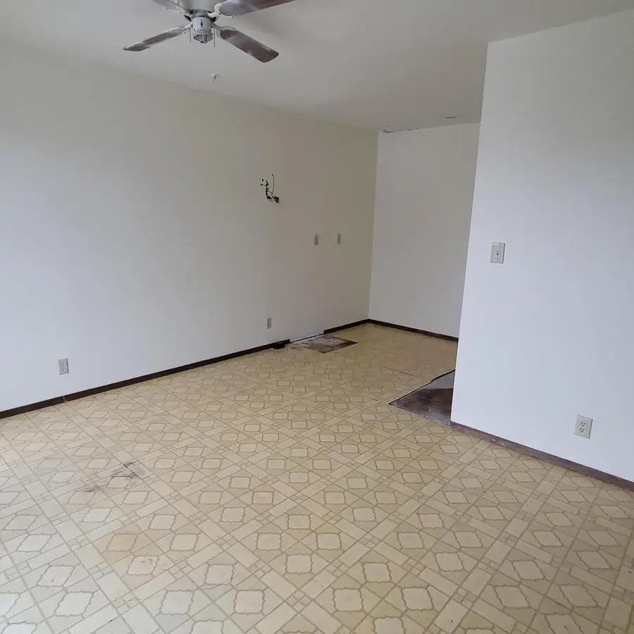 5303 Byrd AVENUE, Racine, WI 53406 - Image #3