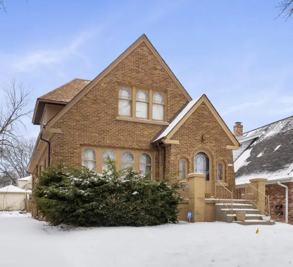 3421 N 47th STREET, Milwaukee, WI 53216