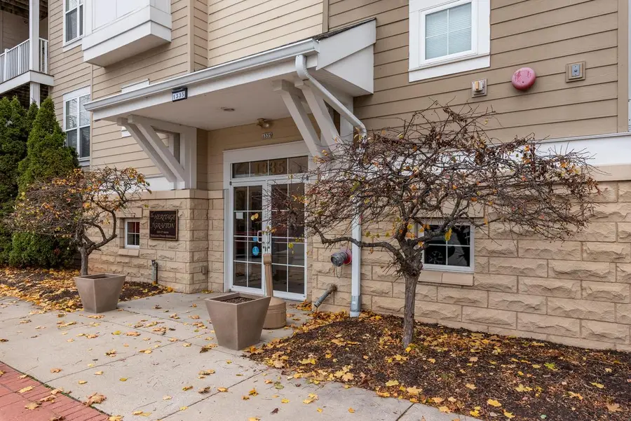 1335 11th AVENUE #105, Grafton, WI 53024 - Image #3