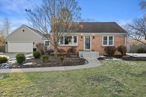 8331 N Poplar DRIVE, Fox Point, WI 53217